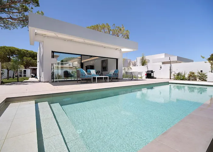 Lola Sea Villa